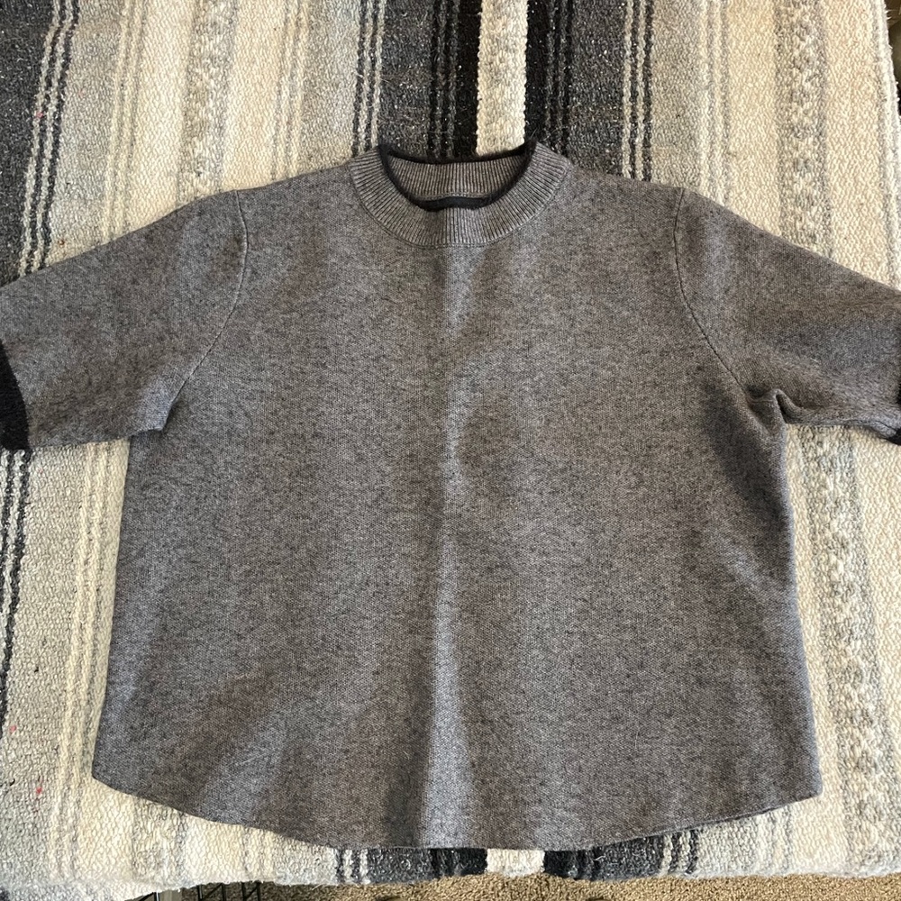Zara Short sleeve, cropped sweater